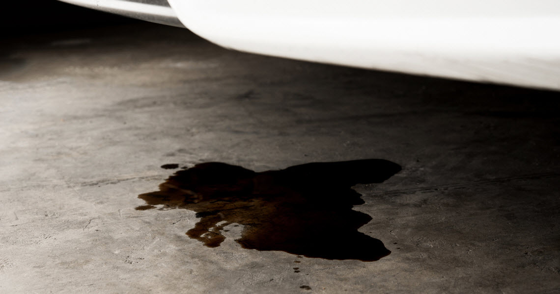 Car Transmission Oil Leak